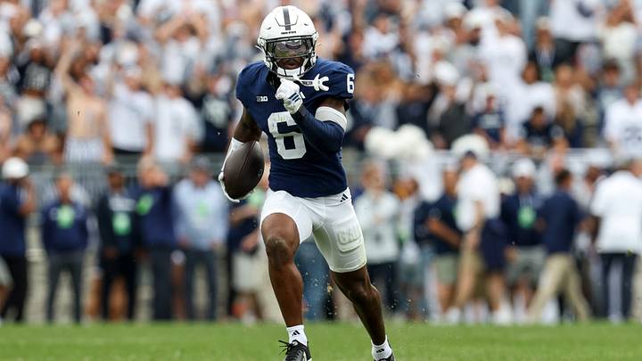 Penn State Nittany Lions wide receiver Koby Howard (6) breaks away with a run that would result in a touchdown during the second quarter against at Beaver Stadium. 