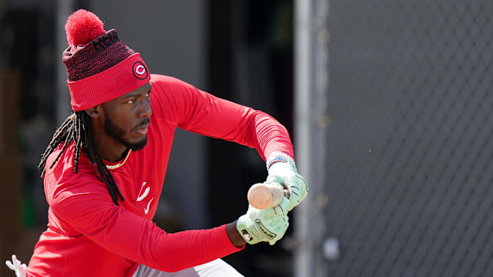 Cincinnati Reds shortstop Elly De La Cruz (44) practices bunting during spring training, Thursday, Feb. 20, 2025, at the Cincinnati Reds Player Development Complex in Goodyear, Ariz. Cincinnati Reds shortstop Elly De La Cruz (44) practices bunting during spring training, Thursday, Feb. 20, 2025, at the Cincinnati Reds Player Development Complex in Goodyear, Ariz.