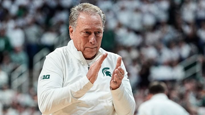 Michigan State head coach Tom Izzo applauds as he exits the floor after the first half against Duke at Breslin Center in East Lansing on Saturday, Dec. 6, 2025. Michigan State leads 34-31 over Duke.