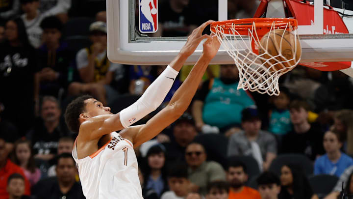 Golden State Warriors v San Antonio Spurs