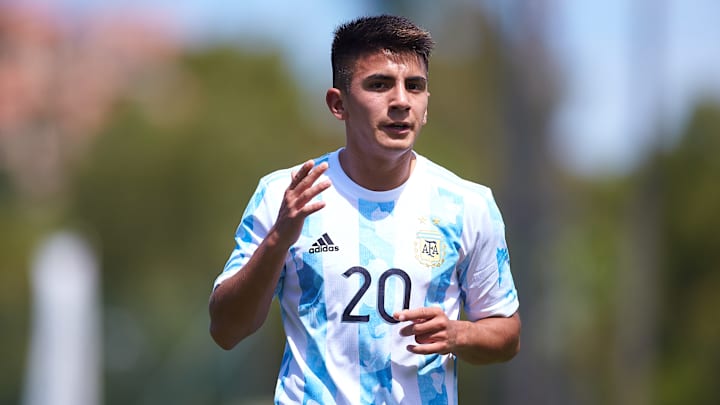 Thiago Almada es el fichaje más costoso en la historia de la MLS