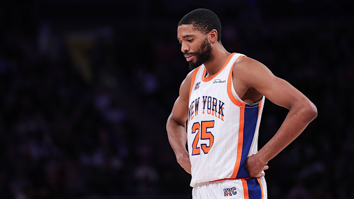 Cleveland Cavaliers v New York Knicks