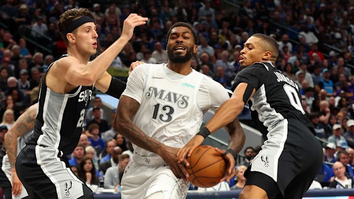 San Antonio Spurs v Dallas Mavericks