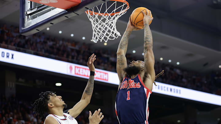 Ole Miss v Auburn