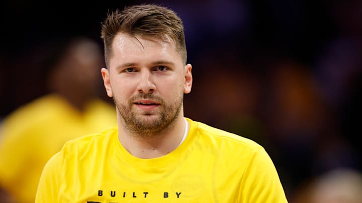 Utah Jazz v Los Angeles Lakers