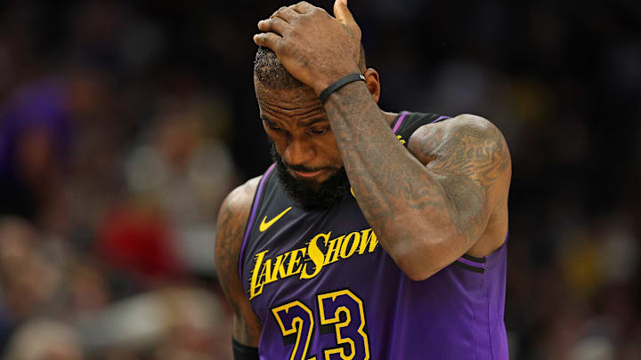 Los Angeles Lakers v Minnesota Timberwolves