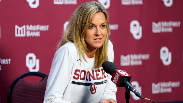 Oklahoma women's basketball coach Jennie Baranczyk