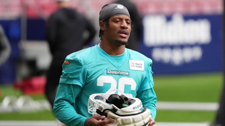 Miami Dolphins cornerback Rasul Douglas