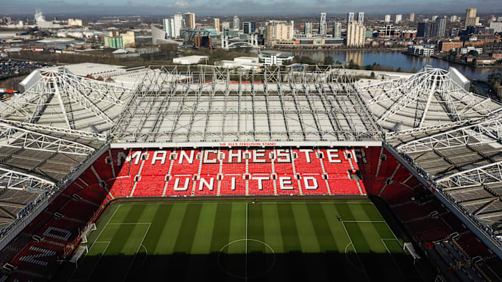 Old Trafford devrait être démoli.