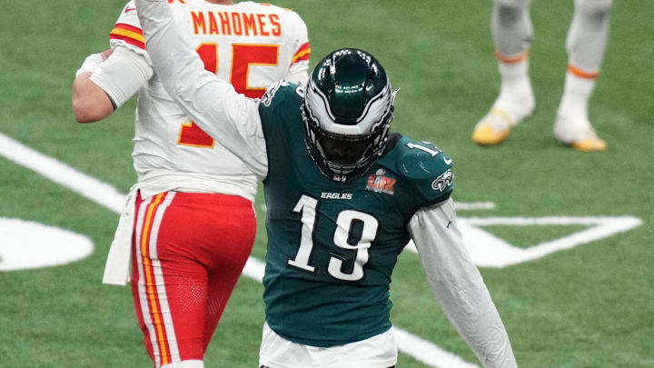 Feb 9, 2025; New Orleans, LA, USA; Philadelphia Eagles linebacker Josh Sweat (19) reacts after getting a sack on Kansas City Chiefs quarterback Patrick Mahomes (15) during the third quarter in Super Bowl LIX at Caesars Superdome. Mandatory Credit: Kirby Lee-Imagn Images Feb 9, 2025; New Orleans, LA, USA; Philadelphia Eagles linebacker Josh Sweat (19) reacts after getting a sack on Kansas City Chiefs quarterback Patrick Mahomes (15) during the third quarter in Super Bowl LIX at Caesars Superdome. Mandatory Credit: Kirby Lee-Imagn Images
