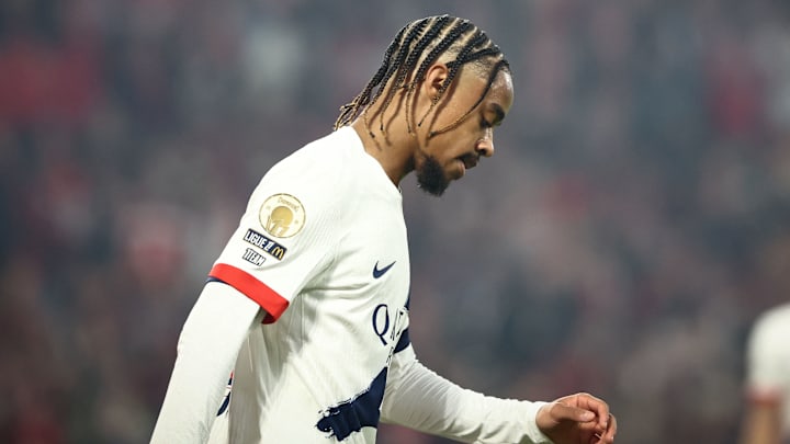 Bradley Barcola a quitté le rassemblement de l'équipe de France après une blessure contractée avec le PSG