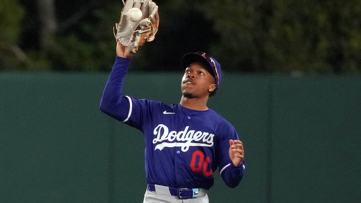 Dodgers top prospect trolled by rival over viral bat dog incident from earlier in the season