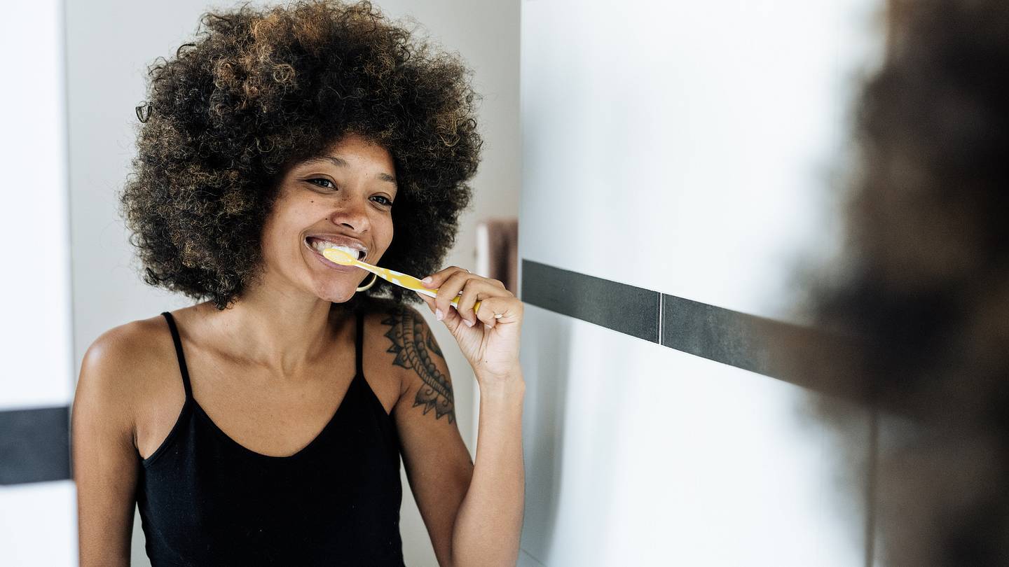 The Best Time to Brush Your Teeth, According to Dentists
