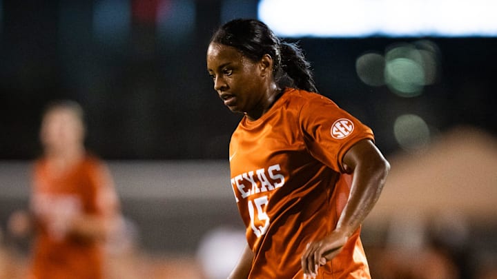 Trinity Byars playing for the Texas Longhorns in 2024