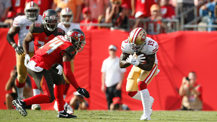 San Francisco 49ers wide receiver Deebo Samuel (19)