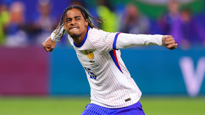 Bradley Barcola a débloqué son compteur avec les Bleus.