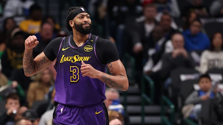 Los Angeles Lakers v Dallas Mavericks