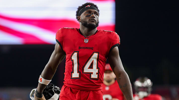 Oct 21, 2024; Tampa, Florida, USA; Tampa Bay Buccaneers wide receiver Chris Godwin (14) looks on before a game against theBaltimore Ravens at Raymond James Stadium. Mandatory Credit: Nathan Ray Seebeck-Imagn Images
