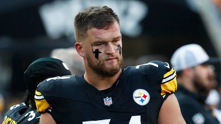 Aug 9, 2024; Pittsburgh, Pennsylvania, USA; Pittsburgh Steelers defensive tackle Logan Lee (74) on the field against the Houston Texans at Acrisure Stadium. Mandatory Credit: Charles LeClaire-USA TODAY Sports Aug 9, 2024; Pittsburgh, Pennsylvania, USA; Pittsburgh Steelers defensive tackle Logan Lee (74) on the field against the Houston Texans at Acrisure Stadium. Mandatory Credit: Charles LeClaire-USA TODAY Sports