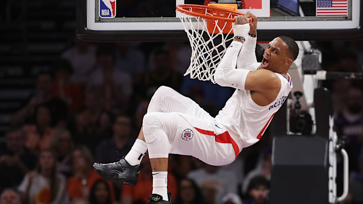 Los Angeles Clippers v Phoenix Suns
