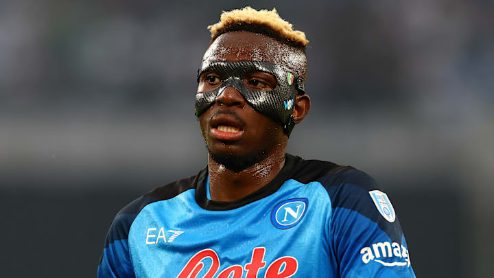 O nigeriano foi artilheiro do Campeonato Italiano na última temporada