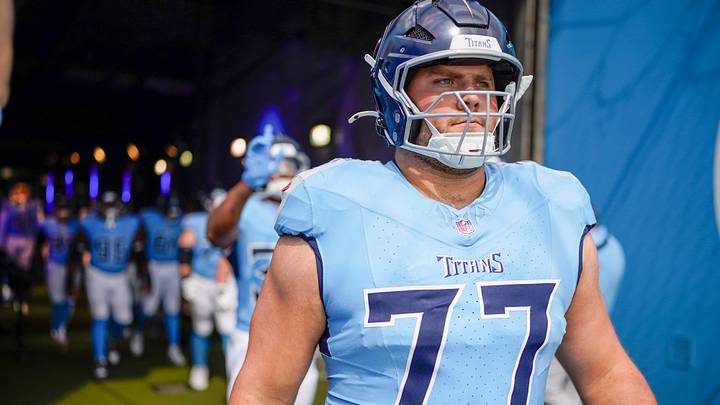 Tennessee Titans offensive tackle Peter Skoronski (77) heads out for warmups before the game against the Indianapolis Colts at Nissan Stadium in Nashville, Tenn., Sunday, Sept. 21, 2025. Tennessee Titans offensive tackle Peter Skoronski (77) heads out for warmups before the game against the Indianapolis Colts at Nissan Stadium in Nashville, Tenn., Sunday, Sept. 21, 2025.