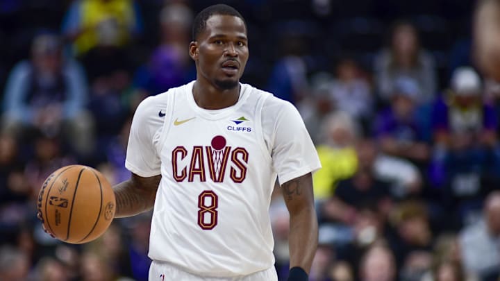 Mar 23, 2025; Salt Lake City, Utah, USA; Cleveland Cavaliers guard Javonte Green (8) looks down court to pass against the Utah Jazz during the second half at Delta Center. Mandatory Credit: Peter Creveling-Imagn Images