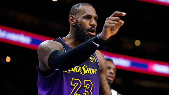LeBron James aseguró que quería jugar todos los partidos de temporada regular con Los Angeles Lakers, pero no pudo lograrlo