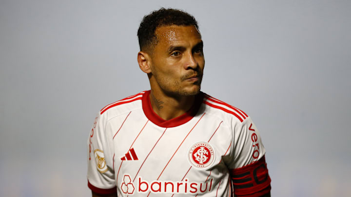 Alan Patrick pode ser preservado contra o Juventude