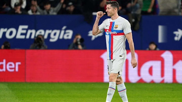 FBL-ESP-LIGA-OSASUNA-BARCELONA