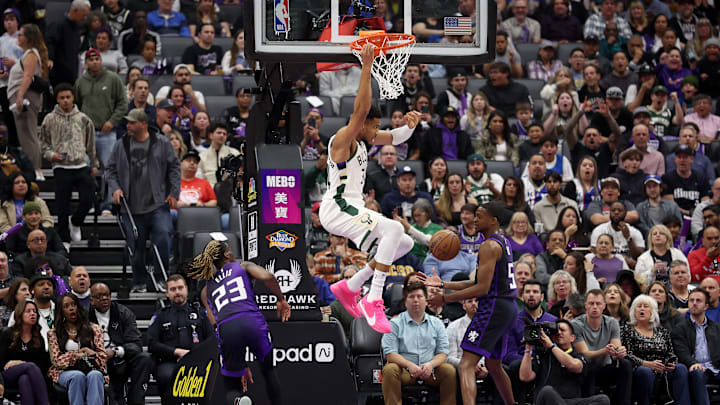 Milwaukee Bucks v Sacramento Kings