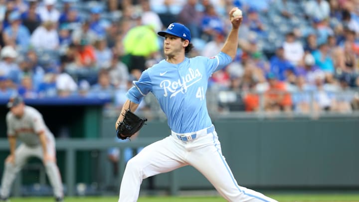 Sep 21, 2024; Kansas City, Missouri, USA; Kansas City Royals pitcher Daniel Lynch IV (41) pitches during the top of the seventh inning against the San Francisco Giants at Kauffman Stadium. Mandatory Credit: Scott Sewell-Imagn Images