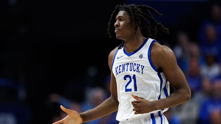 Jan 7, 2026; Lexington, Kentucky, USA; Kentucky Wildcats forward Jayden Quaintance (21) fives a teammate during the second half against the Missouri Tigers at Rupp Arena at Central Bank Center. Mandatory Credit: Jordan Prather-Imagn Images Jan 7, 2026; Lexington, Kentucky, USA; Kentucky Wildcats forward Jayden Quaintance (21) fives a teammate during the second half against the Missouri Tigers at Rupp Arena at Central Bank Center. Mandatory Credit: Jordan Prather-Imagn Images