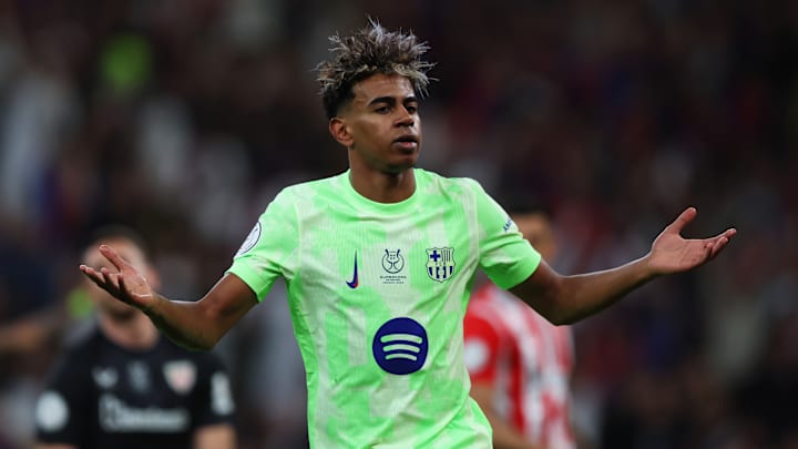 Lamine Yamal - FC Barcelone Lamine Yamal - FC Barcelone