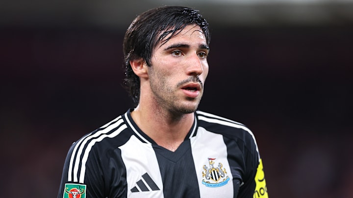Nottingham Forest v Newcastle United - Carabao Cup Second Round