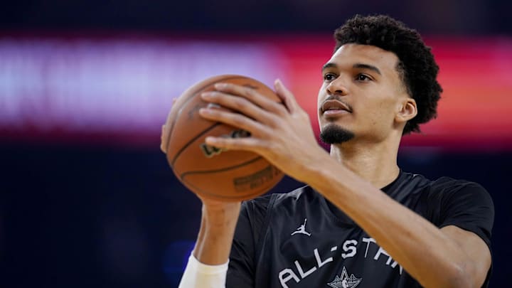 Feb 15, 2025; Oakland, CA, USA; Chuck’s Global Stars forward Victor Wembanyama (1) of the San Antonio Spurs warms up during the NBA All Star-Practice at Oracle Arena. Mandatory Credit: Cary Edmondson-Imagn Images
