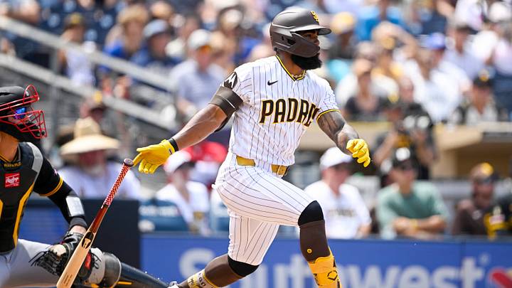 Aug 26, 2026; San Diego, California, USA; San Diego Padres left fielder Luis Rengifo (21) hits an RBI single during the third inning against the Pittsburgh Pirates at Petco Park. Mandatory Credit: Denis Poroy-Imagn Images Aug 26, 2026; San Diego, California, USA; San Diego Padres left fielder Luis Rengifo (21) hits an RBI single during the third inning against the Pittsburgh Pirates at Petco Park. Mandatory Credit: Denis Poroy-Imagn Images