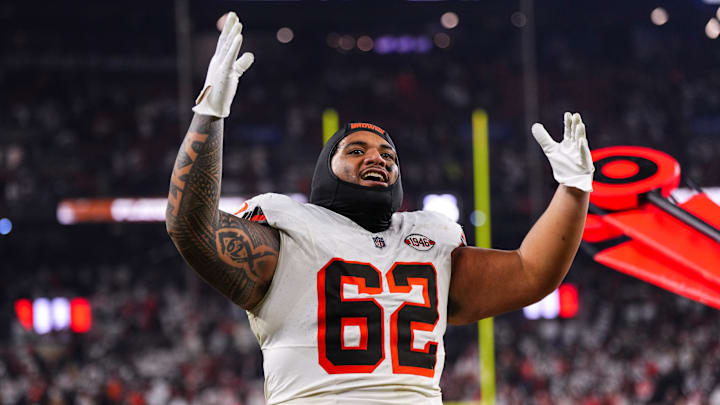 New York Jets v Cleveland Browns
