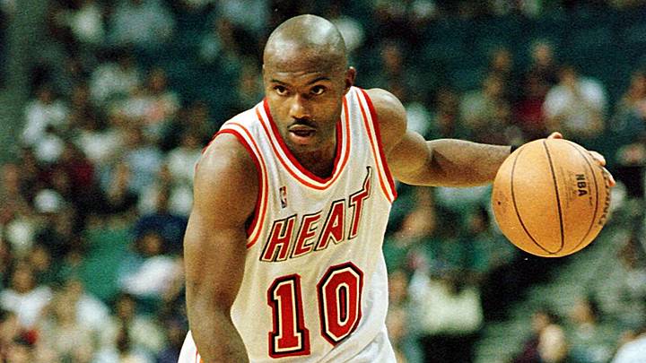 Tim Hardaway's Nike Air Bakin is returning in Miami Heat colors.