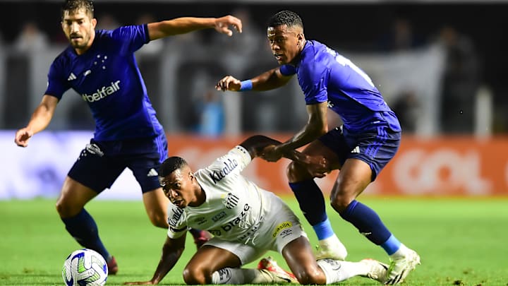 Partida foi realizada nesta quinta-feira, na Vila Belmiro