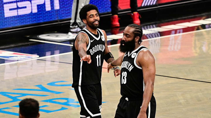 James Harden declaró que le une una gran amistad con Kyrie Irving