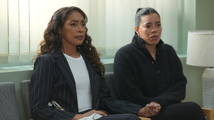 9-1-1 LONE STAR: L-R: Gina Torres and Brianna Baker in the "Naked Truth" episode of 9-1-1 LONE STAR airing Monday, Nov 4 (8:00-9:02 PM ET/PT) on FOX. © 2024 Fox Media LLC