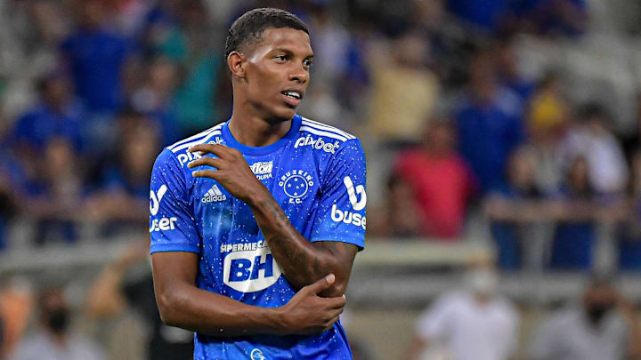 Vitor Leque é uma das opções de Pezzolano para o ataque da equipe