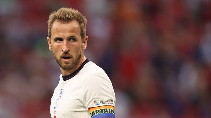 Harry Kane avec le brassard arc-en-ciel