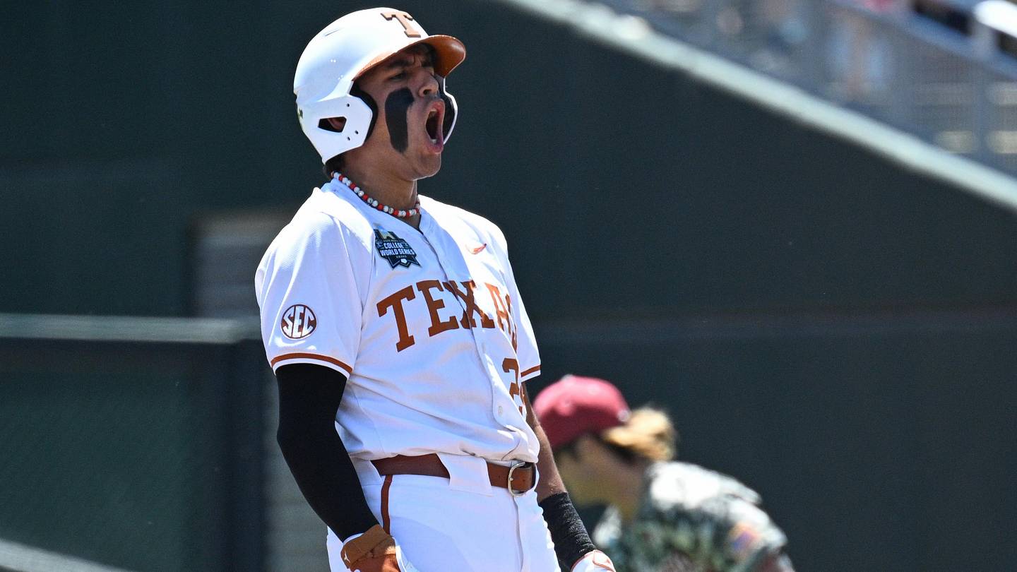 Adrian Rodriguez's embarrassing strikeout catapulted Georgia to CWS victory over Texas