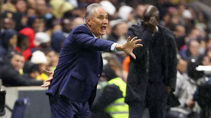 Tite vai definir elenco do Mundial após amistoso contra a Tunísia