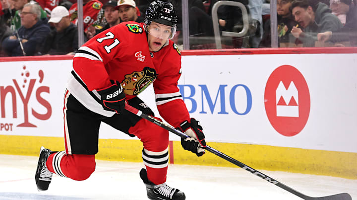 Boston Bruins v Chicago Blackhawks