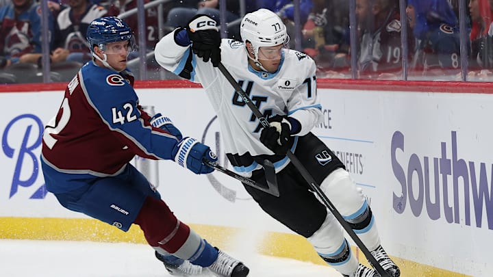 Utah Mammoth v Colorado Avalanche