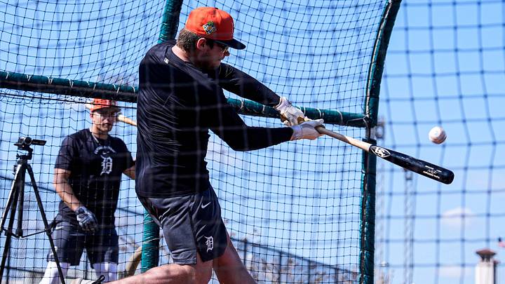 Detroit Tigers infielder Max Anderson takes batting practice. 