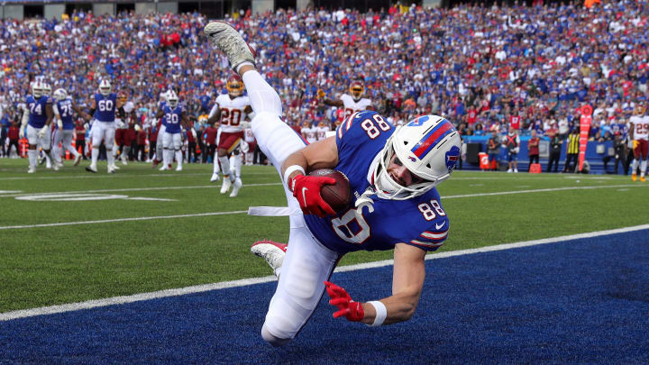 Bills tight end Dawson Knox makes a twisting catch for a 14 yard touchdown against Washington.